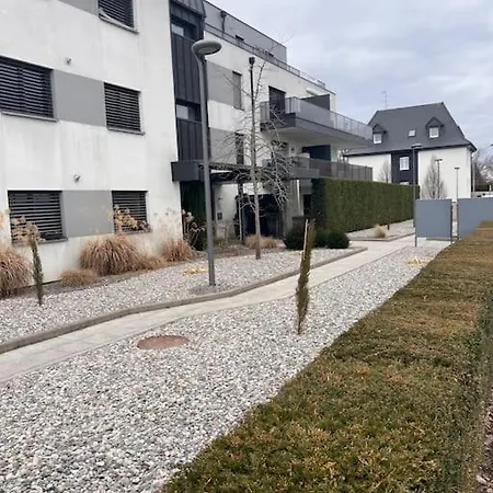 Apartment Red Jardin Tres Calme *